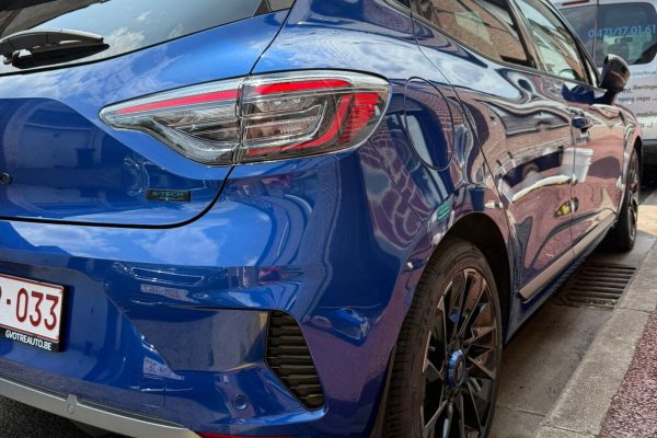 UltimateClean_Renault_WhatsApp Image 2025-12-29 at 17.03.18